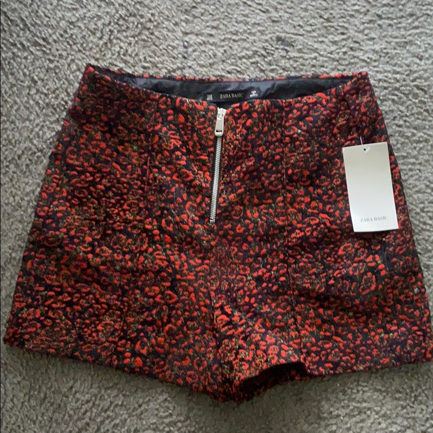 Zara Shorts Brand New With Tickets Zara Shorts Brand New With Tickets